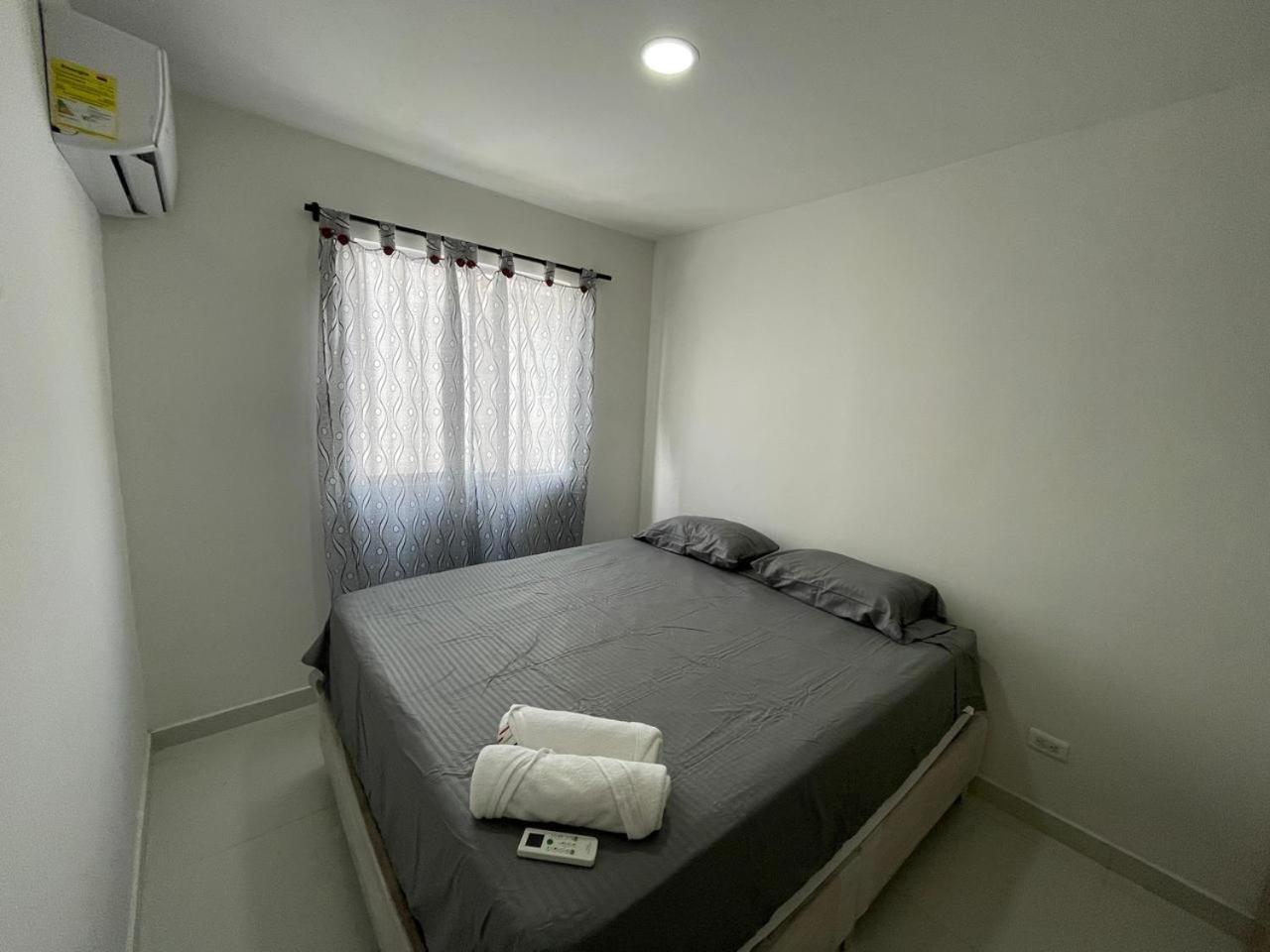 Apto Amplio Con Piscina 3 Hab A Pasos Del Mar Apartment *