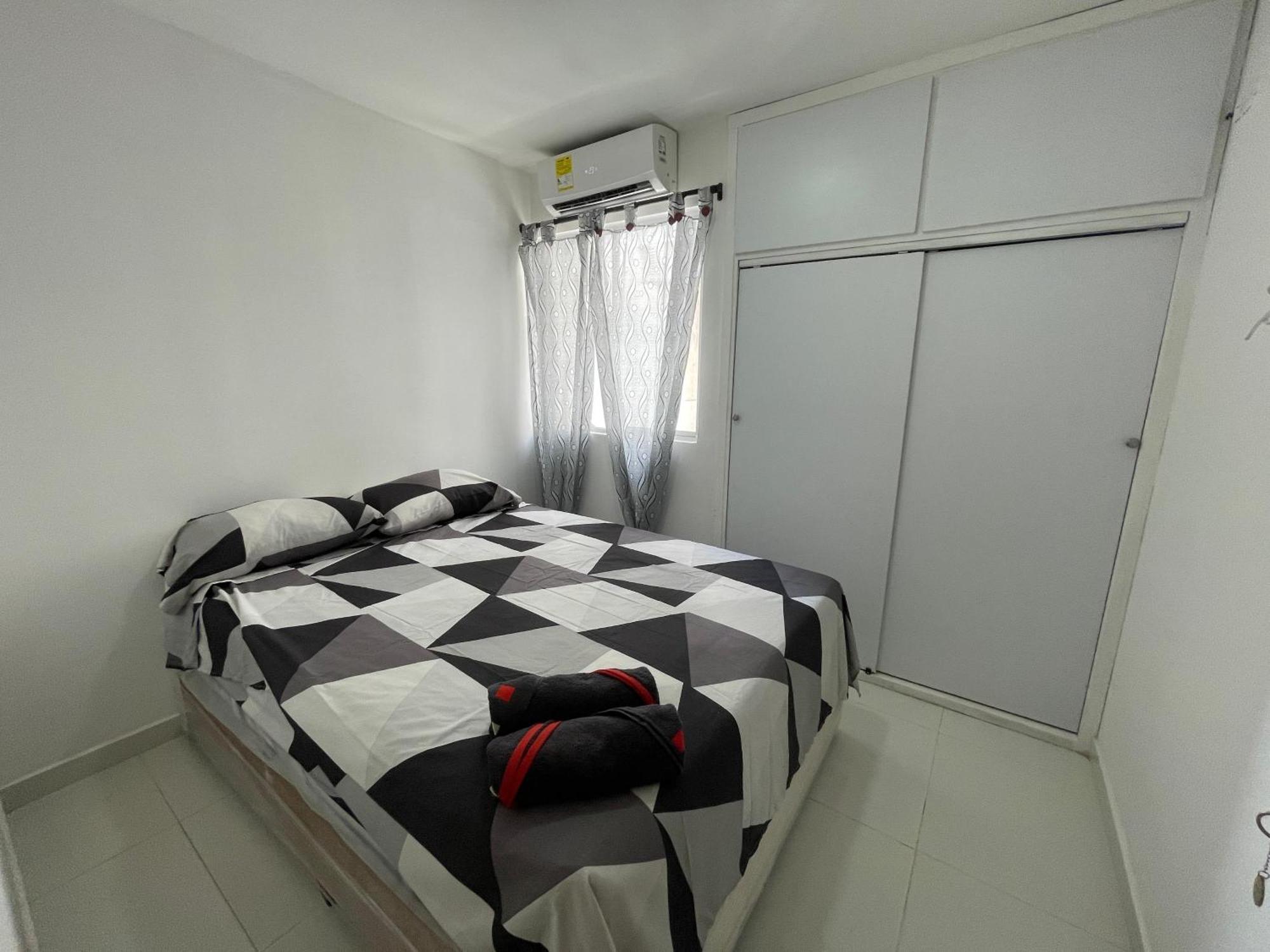 Apartamento Apto Amplio Con Piscina 3 Hab A Pasos Del Mar *